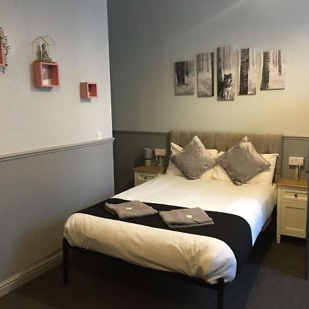 Queens Guesthouse Manchester Zewnętrze zdjęcie