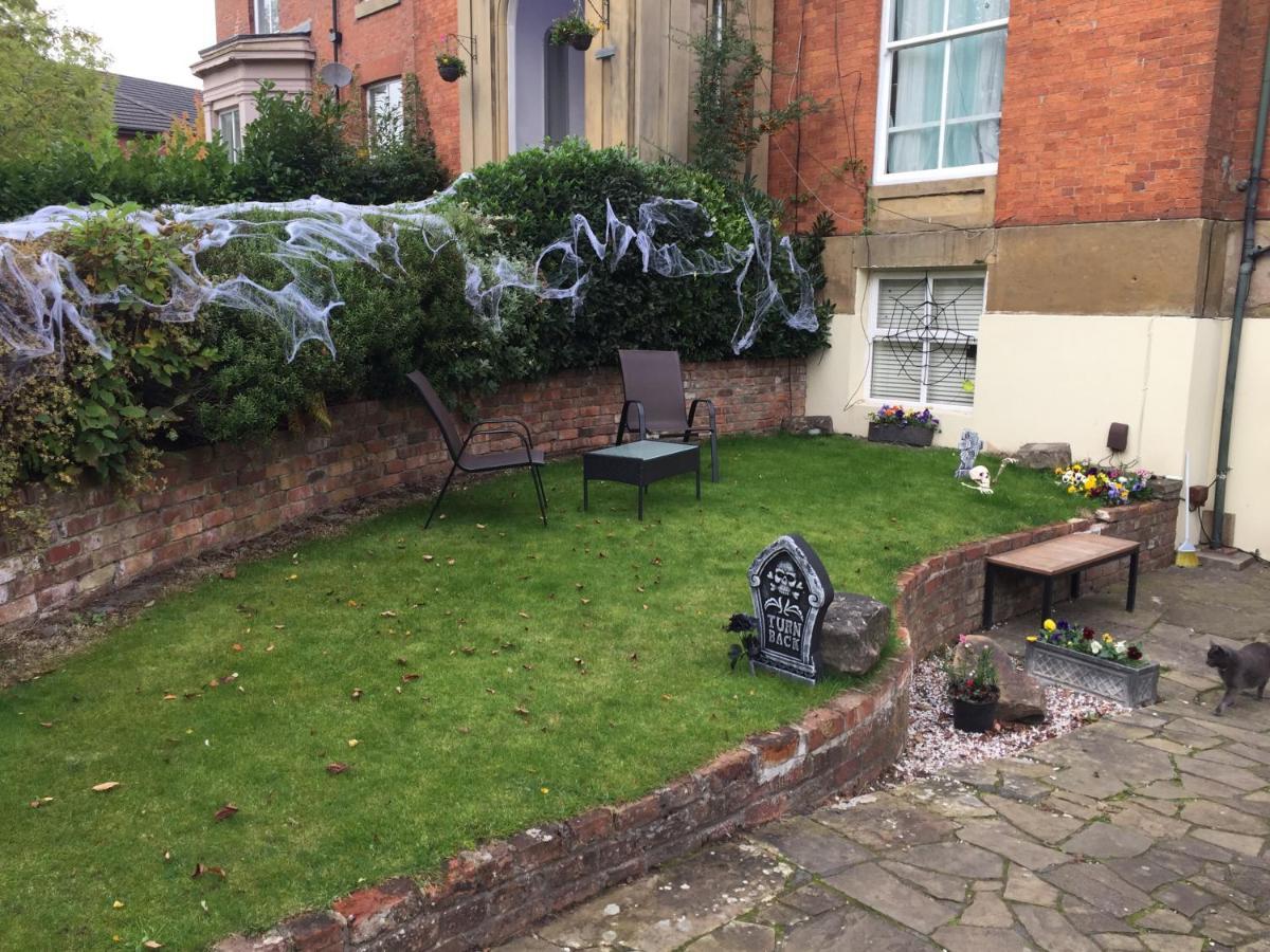 Queens Guesthouse Manchester Zewnętrze zdjęcie