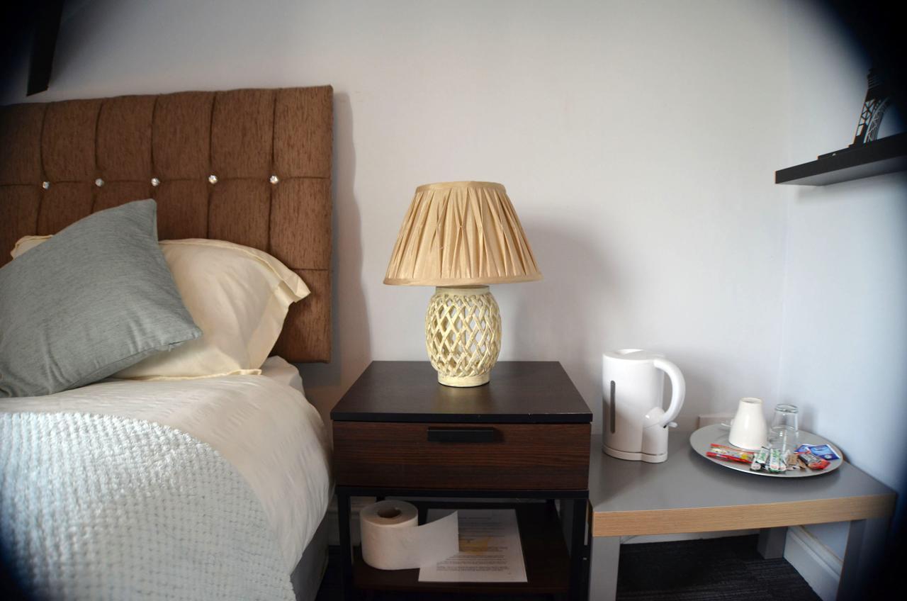Queens Guesthouse Manchester Zewnętrze zdjęcie