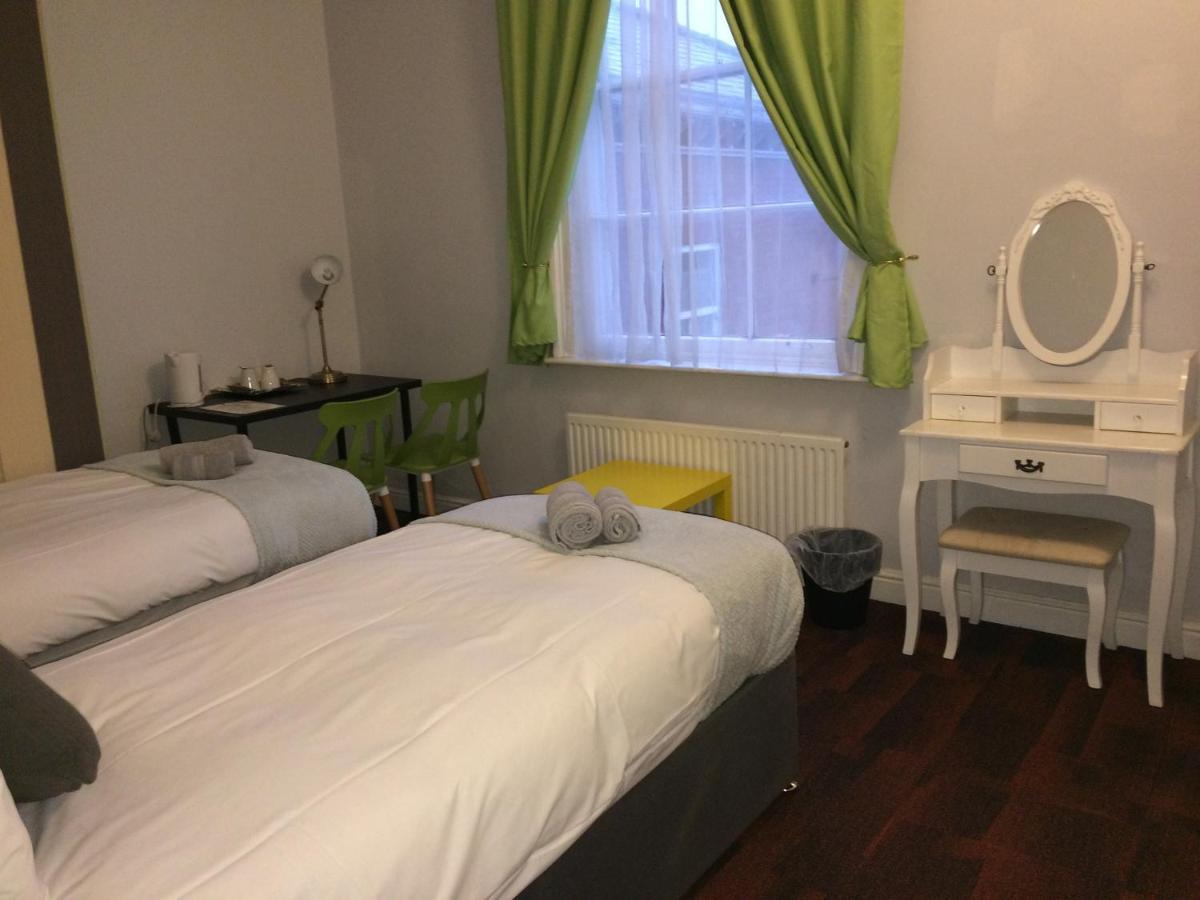 Queens Guesthouse Manchester Zewnętrze zdjęcie